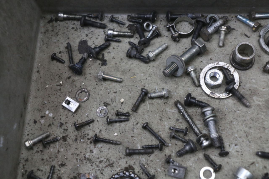 photo de BOLSA DE TORNILLERÍA TORNILLO APRILIA SR 2T 50 (2018 - 2022)