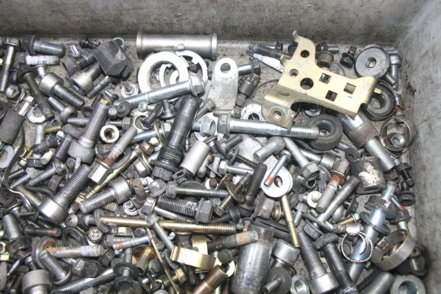 photo de TORNILLOS HONDA ST PAN EUROPEAN 1300 (2002 - 2013)