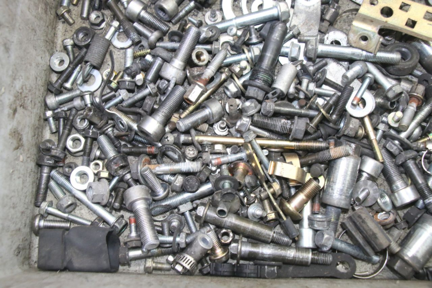 photo de TORNILLOS HONDA ST PAN EUROPEAN 1300 (2002 - 2013)