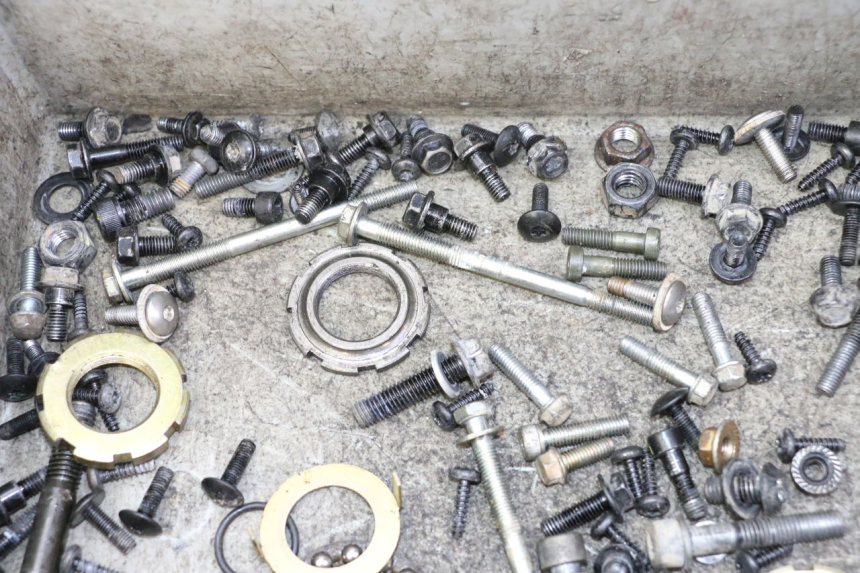 photo de TORNILLOS PEUGEOT STREETZONE I NAKED 2T 50 (2018 - 2020)