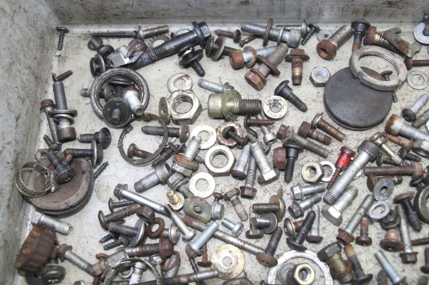 photo de TORNILLOS PIAGGIO SUPER LX 125 (2000 - 2003)