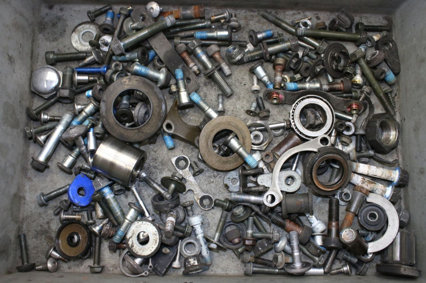 photo de TORNILLOS SUZUKI GSF S BANDIT 600 (2000 - 2004)