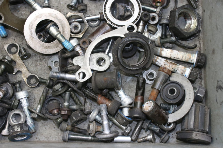 photo de TORNILLOS SUZUKI GSF S BANDIT 600 (2000 - 2004)
