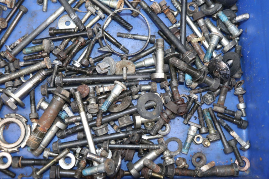 photo de TORNILLOS SUZUKI GSXF GSX F 600 (1988 - 1997)