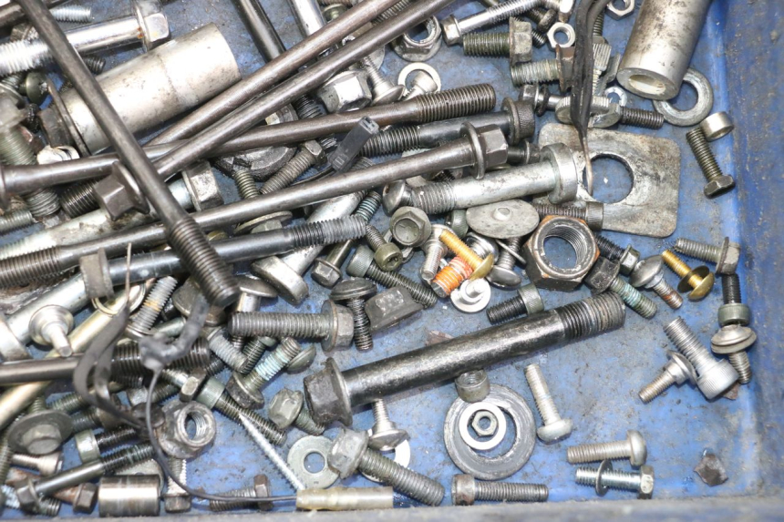 photo de BOLSA DE TORNILLERÍA TORNILLO SUZUKI SV S 650 (1999 - 2002)
