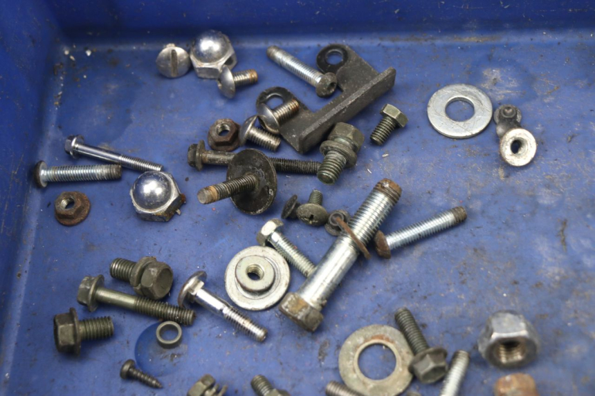 photo de TORNILLOS SUZUKI TU X TUX VOLTY 125 (1999 - 2001)