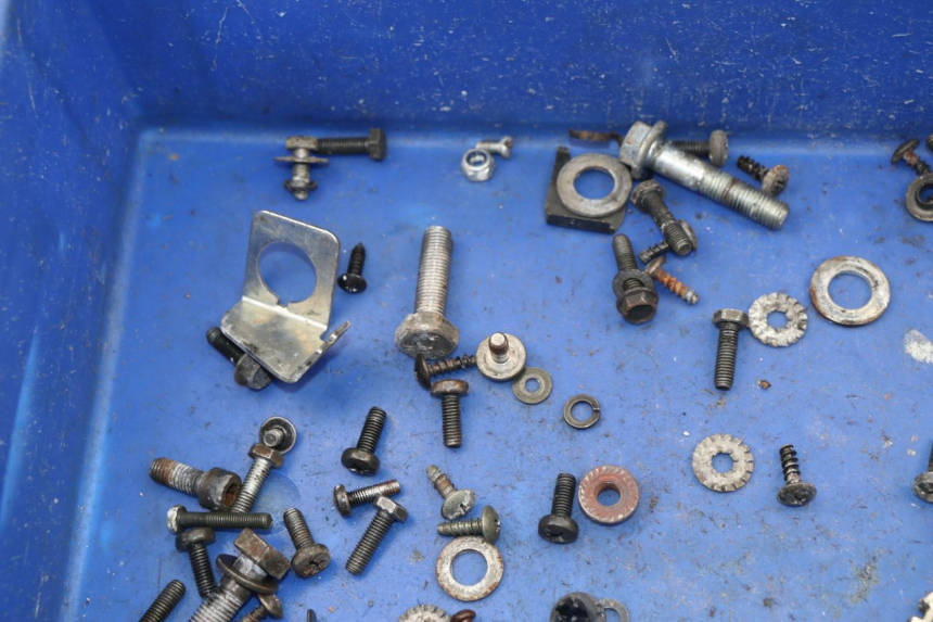 photo de BOLSA DE TORNILLERÍA TORNILLO SUZUKI UH BURGMAN 125 (2002 - 2006)