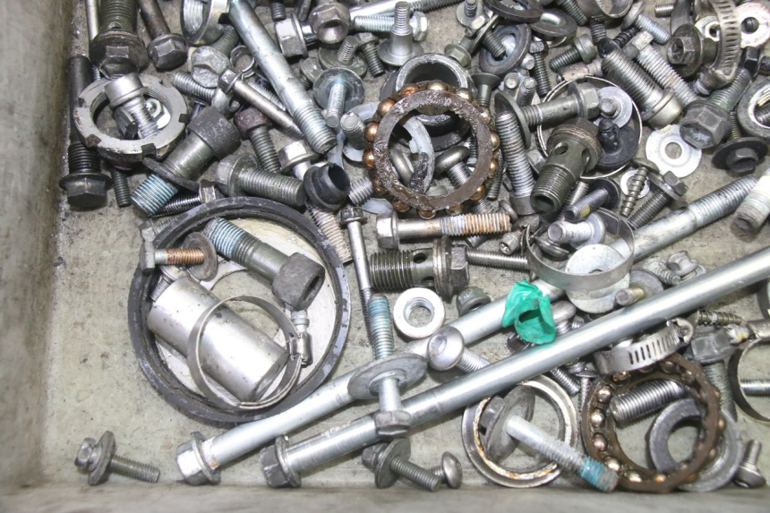 photo de TORNILLOS SUZUKI SV S 650 (2003 - 2009)