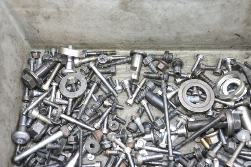 photo de TORNILLOS YAMAHA TDM ABS 900 (2002 - 2014) - Zoom estado de uso