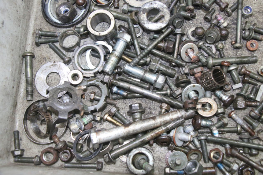 photo de BOLSA DE TORNILLERÍA TORNILLO YAMAHA TDR DELTABOX 125 (1993 - 2003)