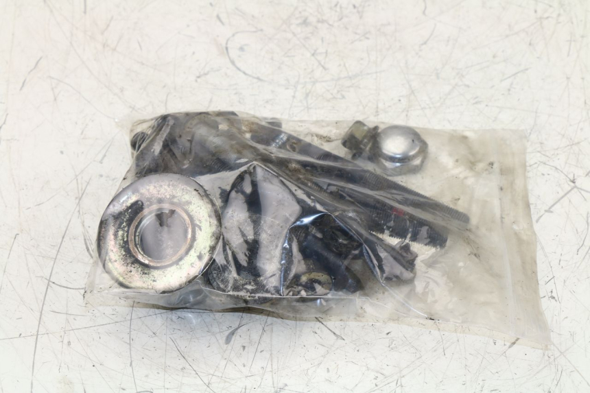 photo de TORNILLOS TRIUMPH TIGER 955 (2001 - 2004)