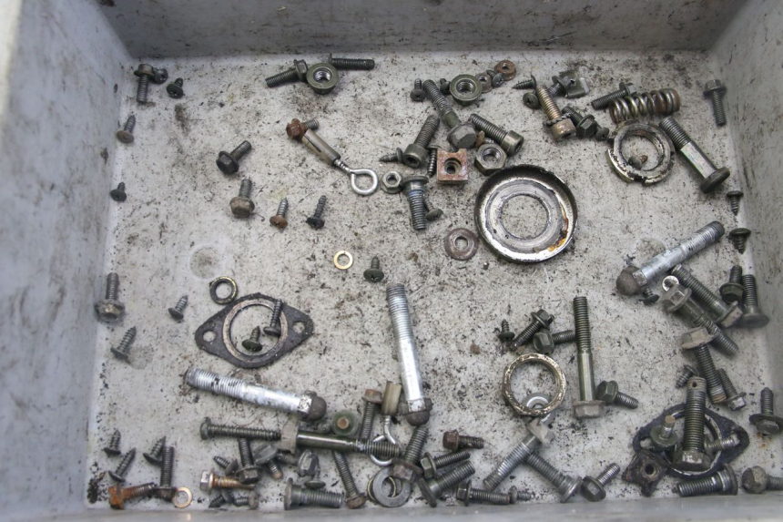 photo de BOLSA DE TORNILLERÍA TORNILLO TNT MOTOR GRIDO 2T 50 (2010 - 2019)