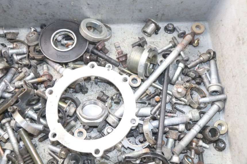 photo de TORNILLOS TRIUMPH SPRINT ST ABS 1050 (2005 - 2007)