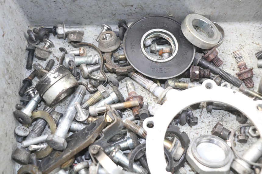 photo de TORNILLOS TRIUMPH SPRINT ST ABS 1050 (2005 - 2007)