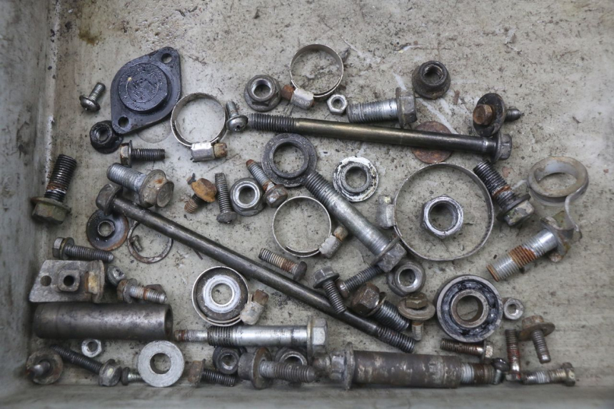 photo de TORNILLOS SUZUKI TS X 80 (1984 - 1988)