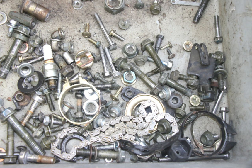 photo de BOLSA DE TORNILLERÍA TORNILLO PEUGEOT TWEET 4T 50 (2014 - 2019)
