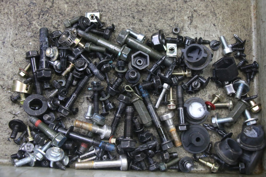 photo de TORNILLOS PEUGEOT TWEET 4T 50 (2023 - 2025)