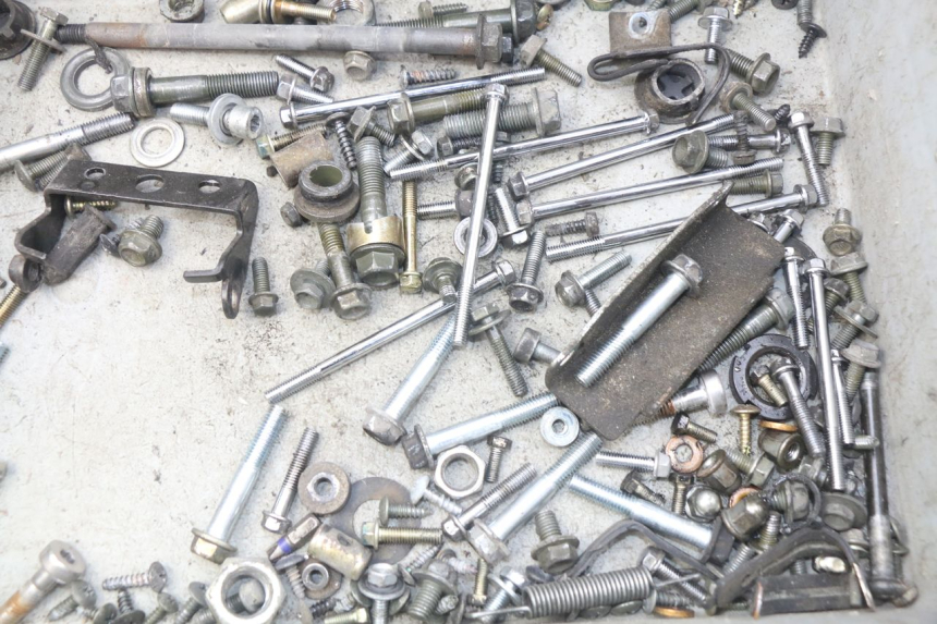 photo de TORNILLOS PEUGEOT TWEET ACTIVE 4T 50 (2018 - 2022)
