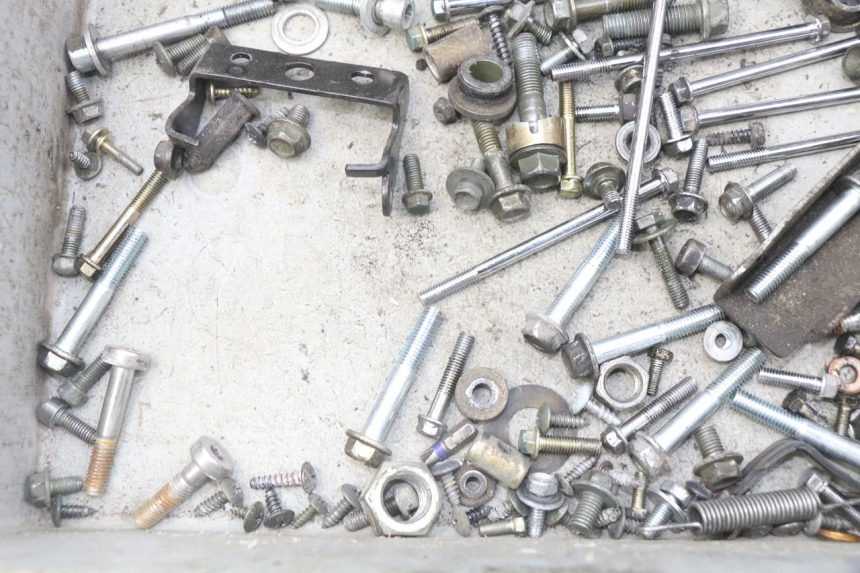 photo de TORNILLOS PEUGEOT TWEET ACTIVE 4T 50 (2018 - 2022)