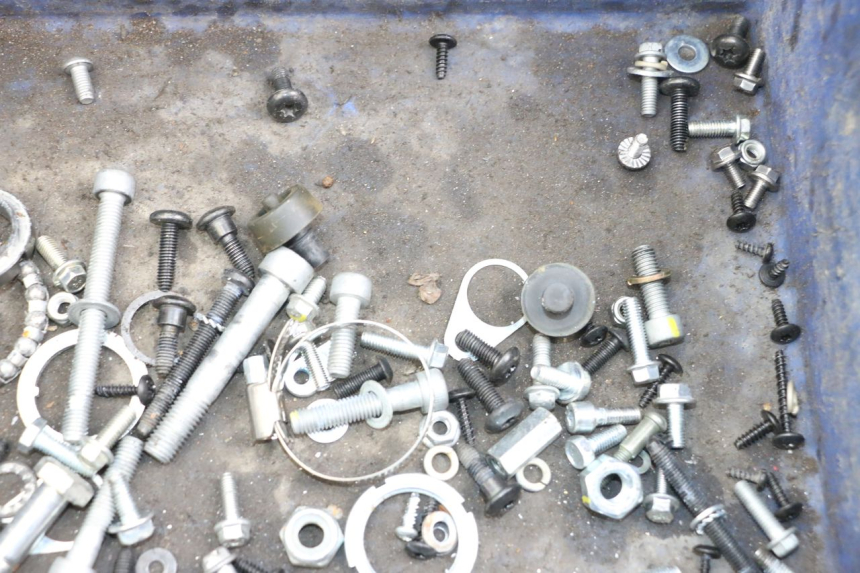 photo de TORNILLOS PIAGGIO VESPA PRIMAVERA 4T 50 (2021 - 2024)