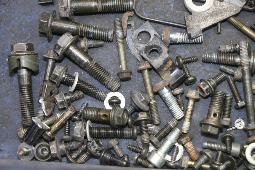 photo de BOLSA DE TORNILLERÍA TORNILLO PEUGEOT VIVACITY NEW 2T 50 (2008 - 2017)