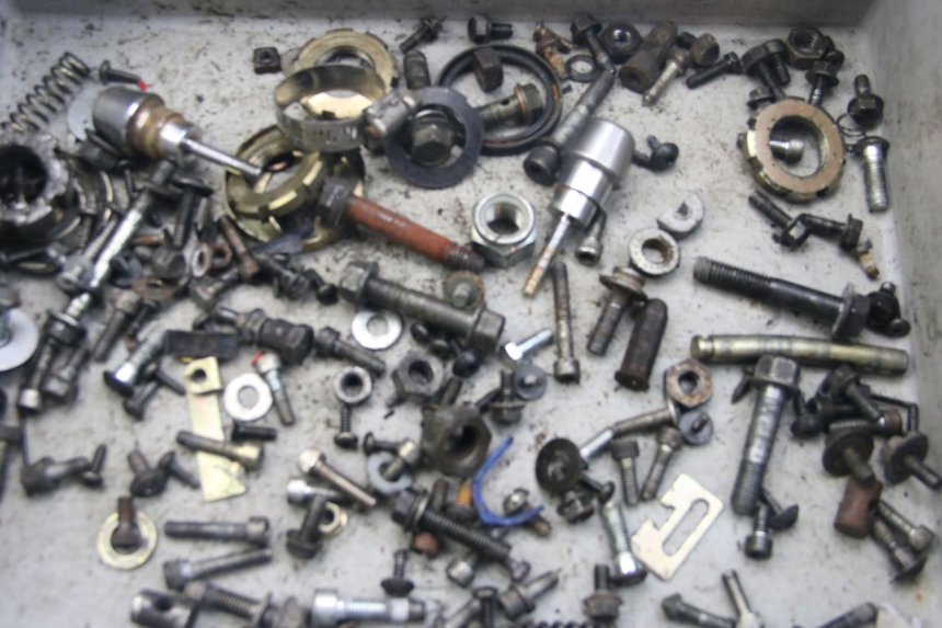 photo de BOLSA DE TORNILLERÍA TORNILLO PEUGEOT VIVACITY NEW 4T 50 (2008 - 2017)