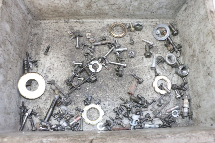 photo de BOLSA DE TORNILLERÍA TORNILLO PEUGEOT VIVACITY NEW 4T 50 (2008 - 2017)