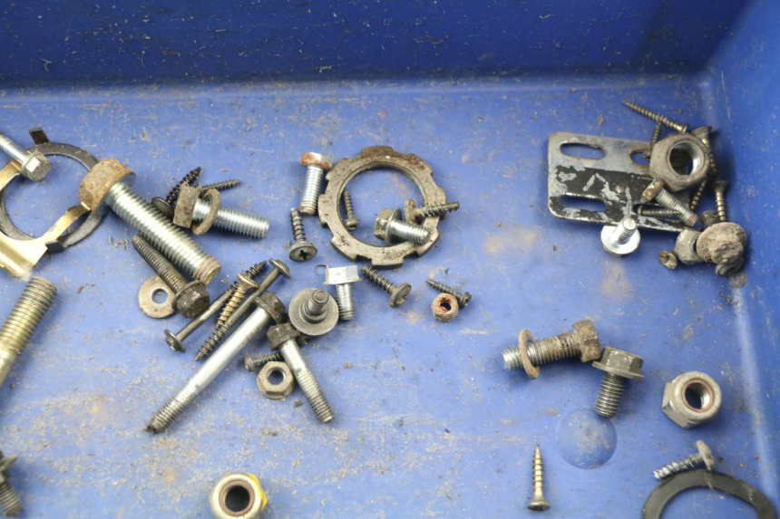 photo de BOLSA DE TORNILLERÍA TORNILLO PEUGEOT VIVACITY 50 (1998 - 2003)