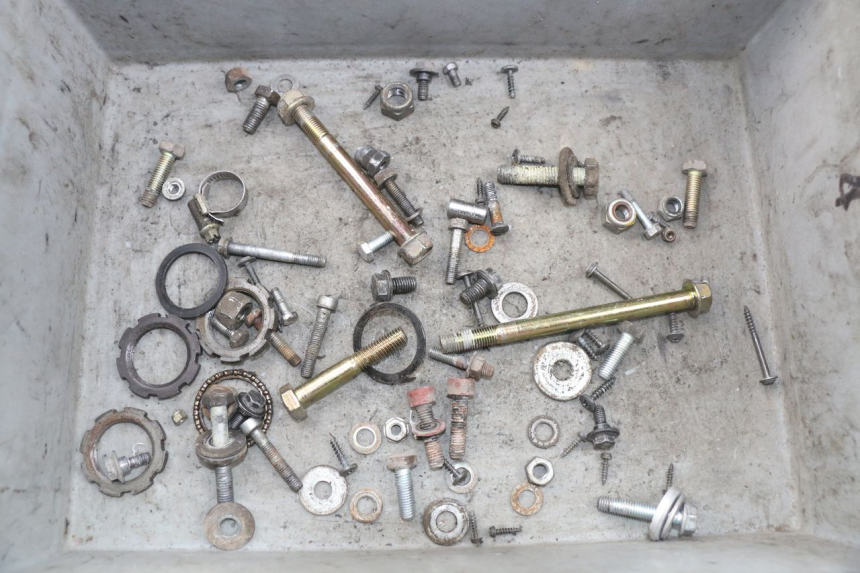 photo de BOLSA DE TORNILLERÍA TORNILLO PEUGEOT VIVACITY 50 (1998 - 2003)