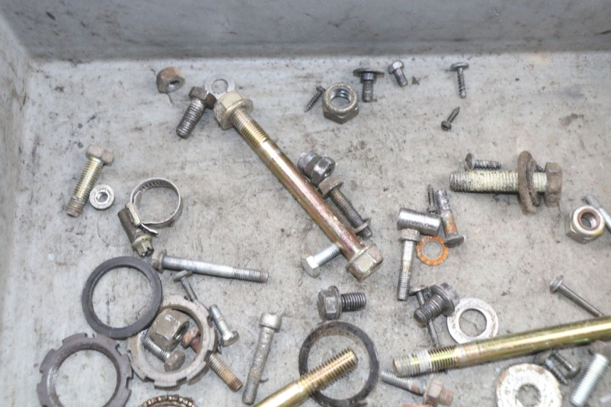 photo de BOLSA DE TORNILLERÍA TORNILLO PEUGEOT VIVACITY 50 (1998 - 2003)