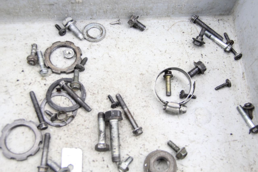 photo de TORNILLOS PEUGEOT VIVACITY 100 (1999 - 2008)