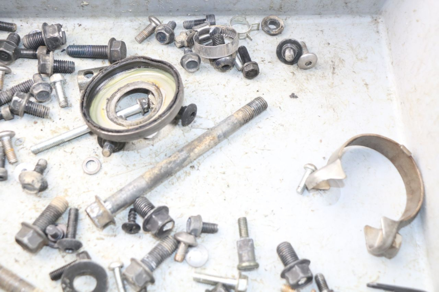 photo de TORNILLOS YAMAHA WR R 125 (2009 - 2017)