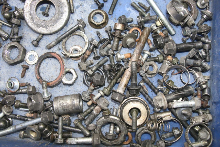 photo de BOLSA DE TORNILLERÍA TORNILLO YAMAHA XMAX X-MAX 125 (2006 - 2009)