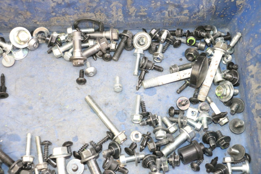 photo de TORNILLOS YAMAHA XMAX X-MAX 125 (2021 - 2025)