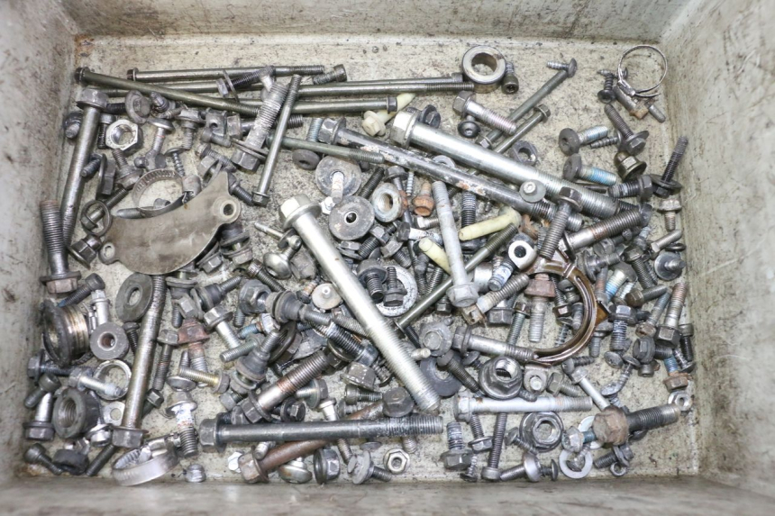 photo de BOLSA DE TORNILLERÍA TORNILLO YAMAHA X-MAX XMAX 125 (2010 - 2014)