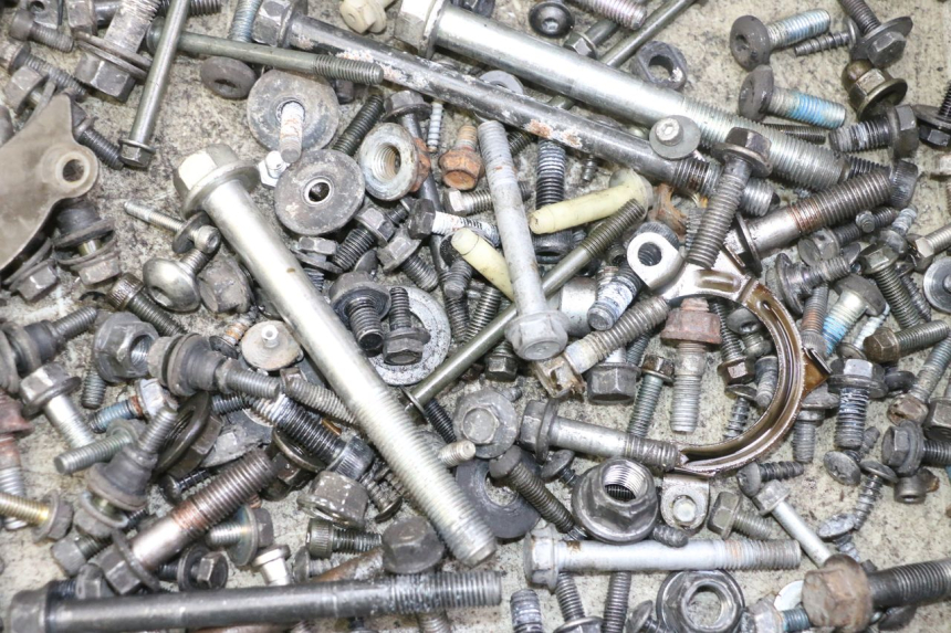 photo de BOLSA DE TORNILLERÍA TORNILLO YAMAHA X-MAX XMAX 125 (2010 - 2014)