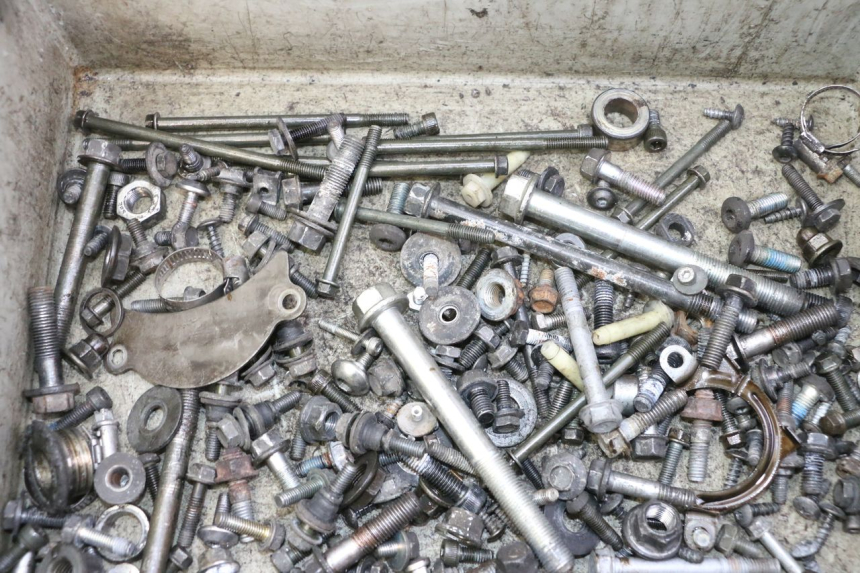 photo de BOLSA DE TORNILLERÍA TORNILLO YAMAHA X-MAX XMAX 125 (2010 - 2014)