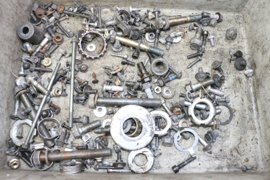 photo de BOLSA DE TORNILLERÍA TORNILLO YAMAHA X-MAX XMAX 250 (2006 - 2009)