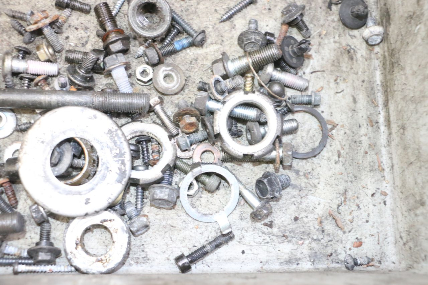 photo de BOLSA DE TORNILLERÍA TORNILLO YAMAHA X-MAX XMAX 250 (2006 - 2009)