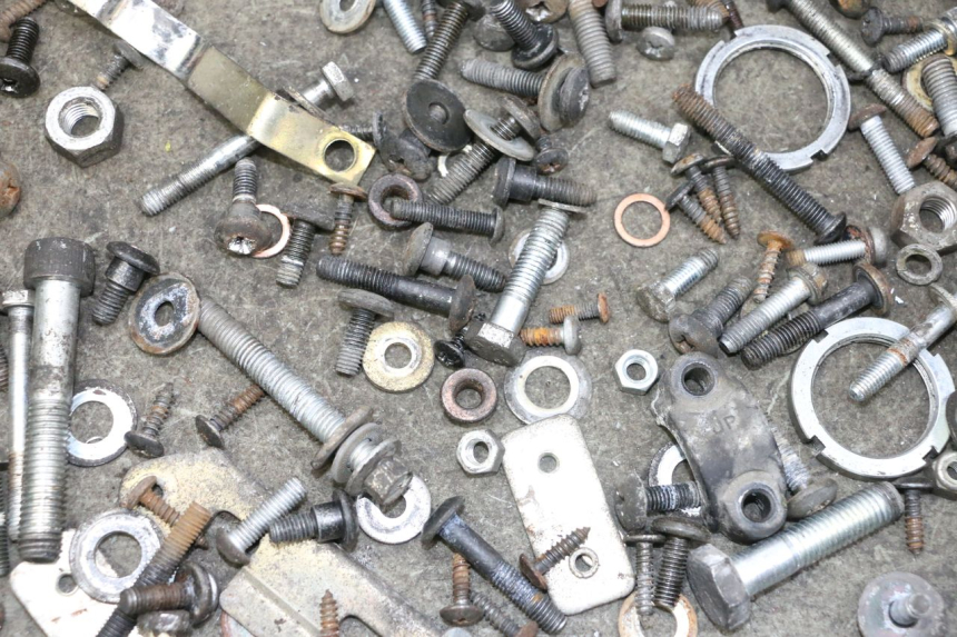 photo de BOLSA DE TORNILLERÍA TORNILLO PIAGGIO X8 125 (2004 - 2007) - Detalle de la pieza