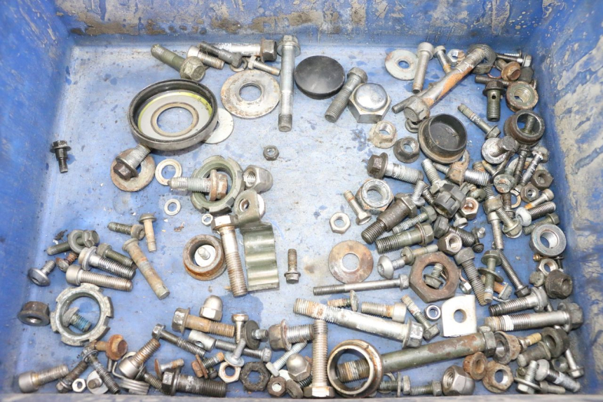 photo de TORNILLOS YAMAHA XJN DIVERSION 600 (2000 - 2003)