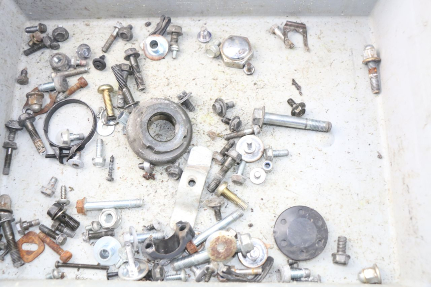 photo de TORNILLOS HONDA XLV VARADERO 125 (2000 - 2006)