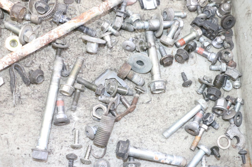 photo de TORNILLOS HONDA XLV VARADERO 125 (2000 - 2006)