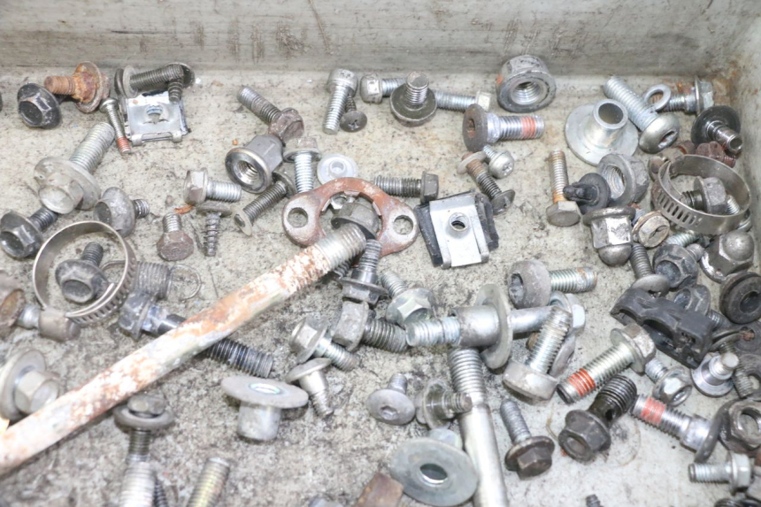 photo de TORNILLOS HONDA XLV VARADERO 125 (2000 - 2006)