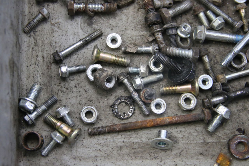 photo de BOLSA DE TORNILLERÍA TORNILLO HONDA XR L 125 (2003 - 2007)