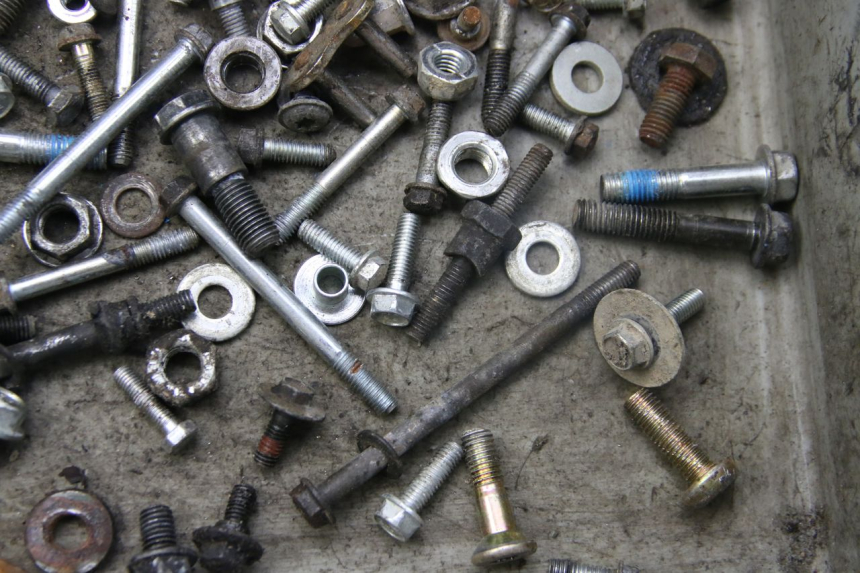 photo de BOLSA DE TORNILLERÍA TORNILLO HONDA XR L 125 (2003 - 2007)