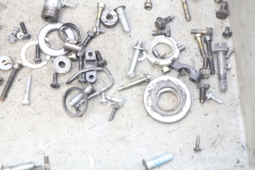 photo de BOLSA DE TORNILLERÍA TORNILLO YAMAHA SLIDER NAKED 50 (2004 - 2018)