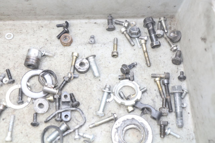 photo de BOLSA DE TORNILLERÍA TORNILLO YAMAHA SLIDER NAKED 50 (2004 - 2018)