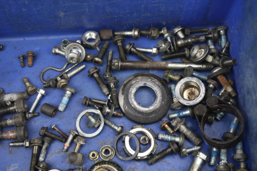 photo de TORNILLOS YAMAHA TDM 3VD 850 (1991 - 1995)
