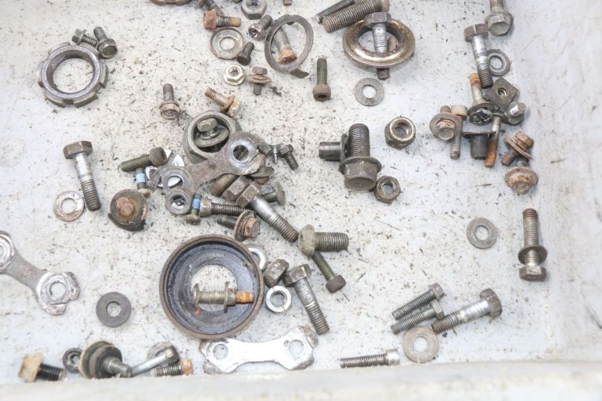 photo de TORNILLOS YAMAHA TW 125 (1998 - 2002)